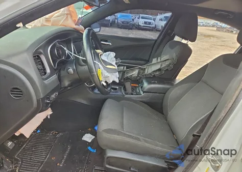 2015 Dodge Charger Sxt z USA, uszkodzony, nr VIN 2C3CDXHG3FH789829